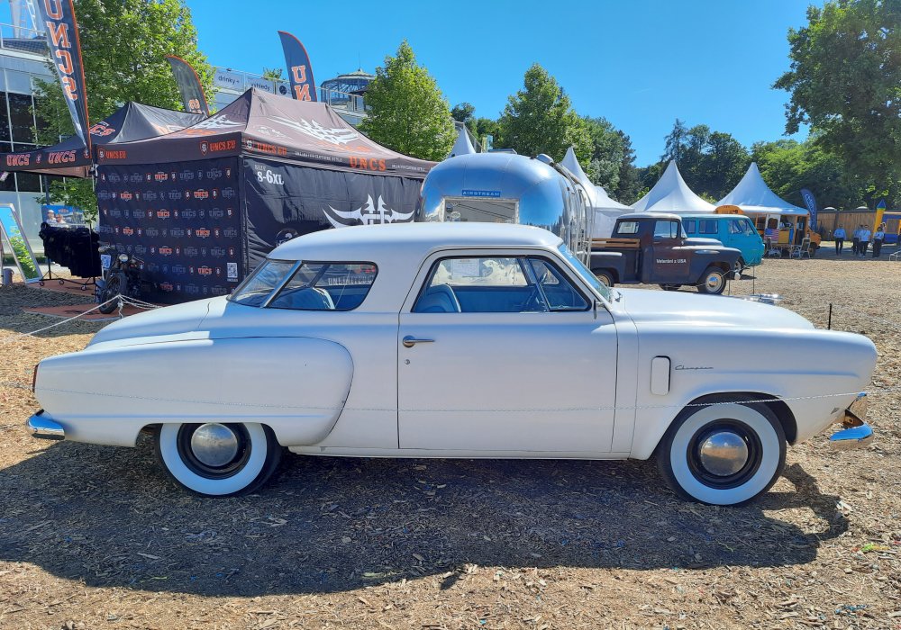 Studebaker Champion Starlight Coupe