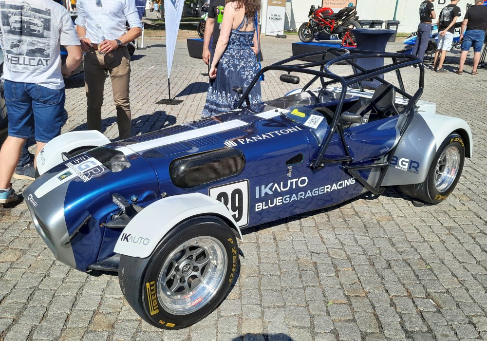 Wesmo Caterham 420R