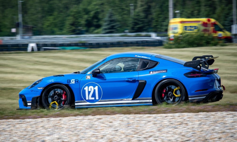 Porsche 718 Cayman GT4 RS, 2022