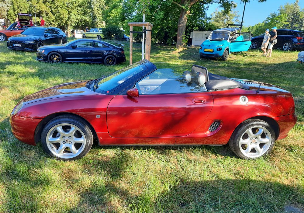 MG MGF 1.8i