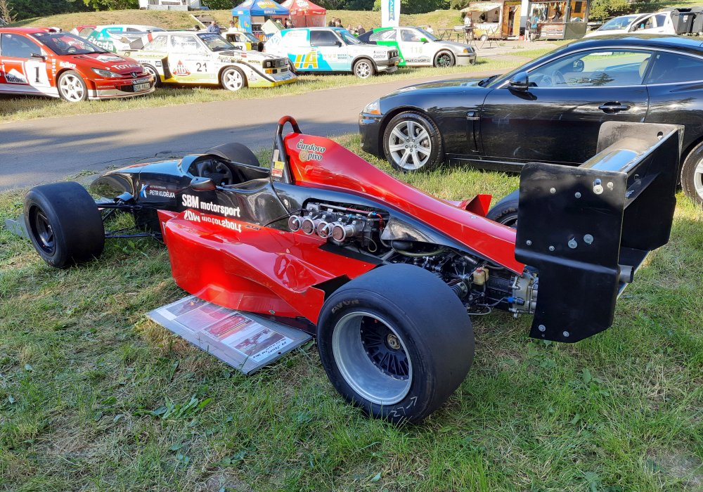 Reynard 85F Peugeot Mi 16, 1985