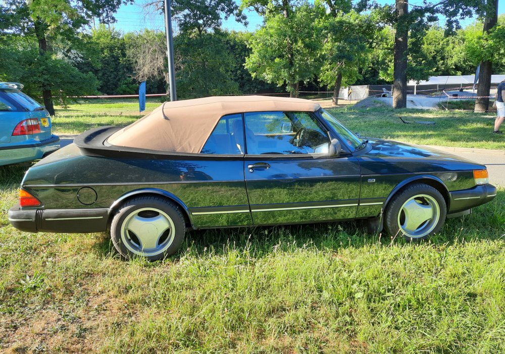 Saab 900 Turbo Convertible