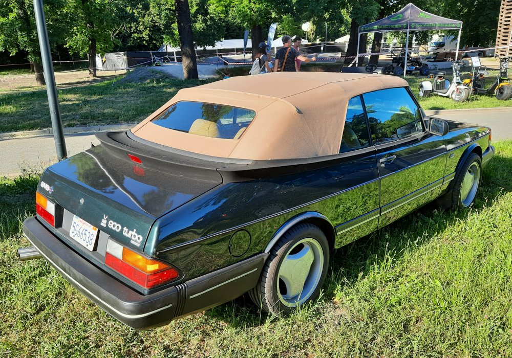 Saab 900 Turbo Convertible