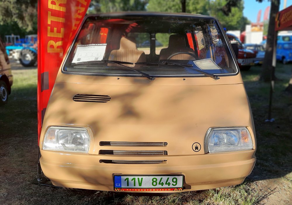 BAZ MNA 900 P1