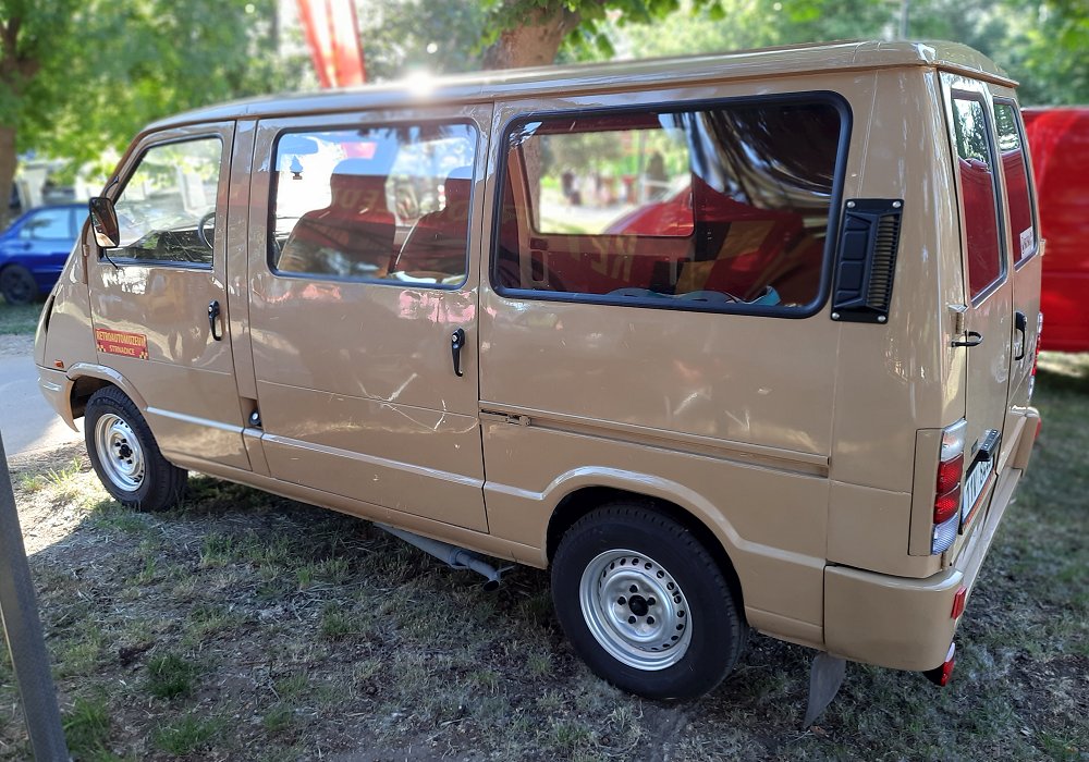BAZ MNA 900 P1