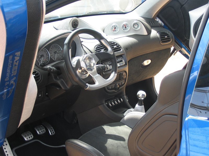 fotografie auta, kliknutm okno zavete