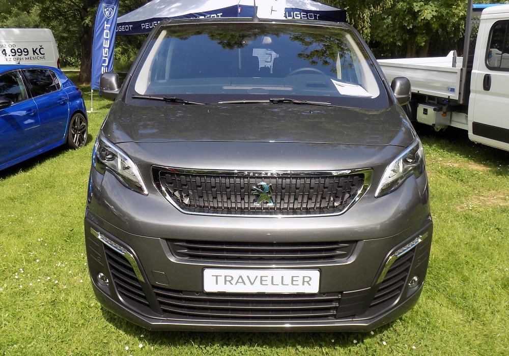 Peugeot e-Traveller Standard 75 kWh, 2021