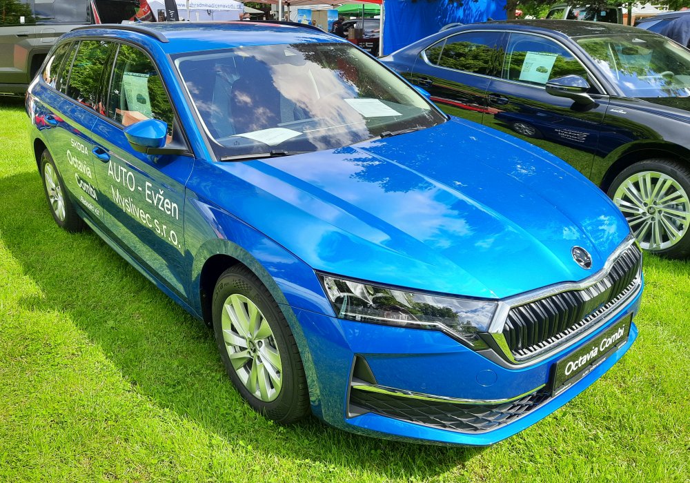 koda Octavia Combi 1.5 TSI 150 DSG 130 let, 2025