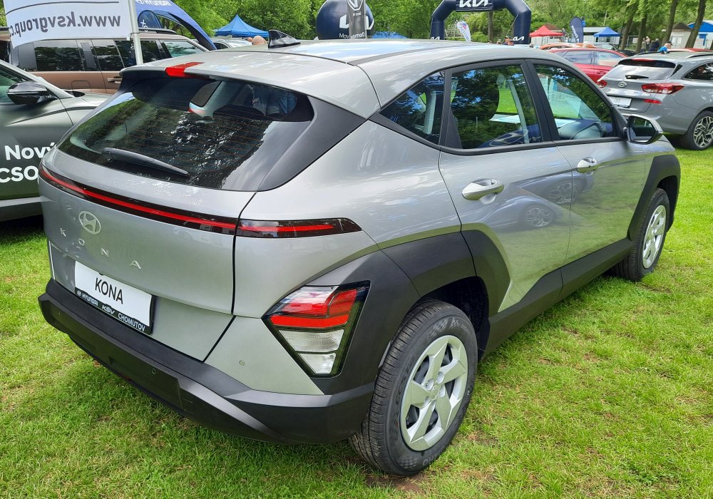 Hyundai Kona 1.0 T-GDI Comfort, 2025