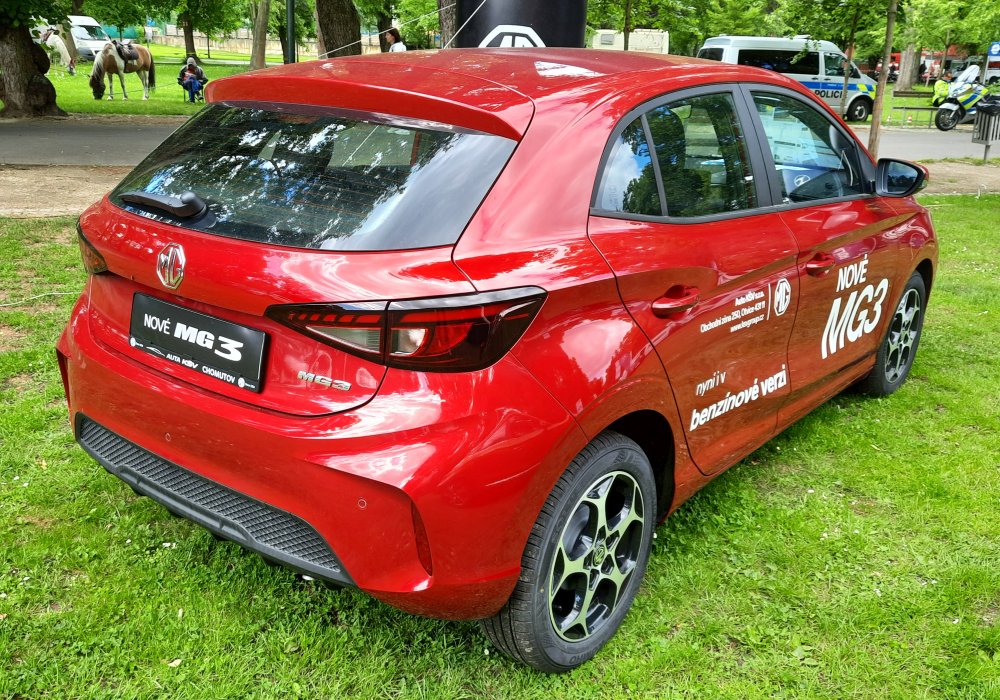 MG 3 1.5i Emotion
