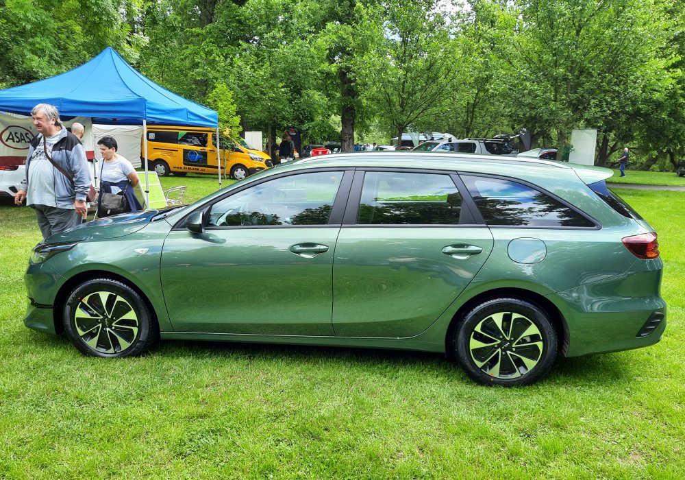 Kia Ceed SW 1.5 T-GDI 140 Spin, 2025