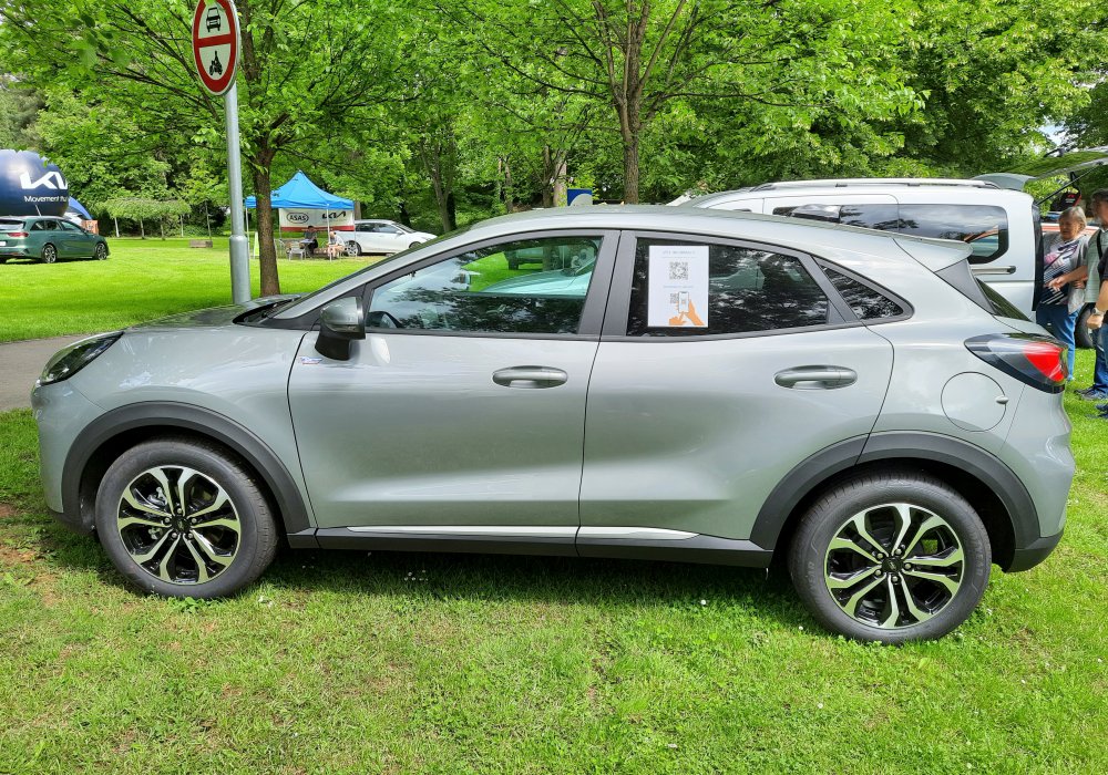 Ford Puma 1.0 EcoBoost Hybrid 125 Titanium, 2025