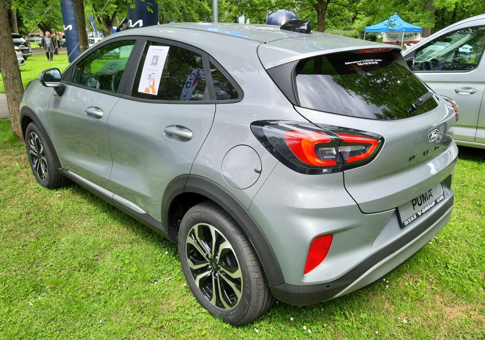 Ford Puma 1.0 EcoBoost Hybrid 125 Titanium, 2025