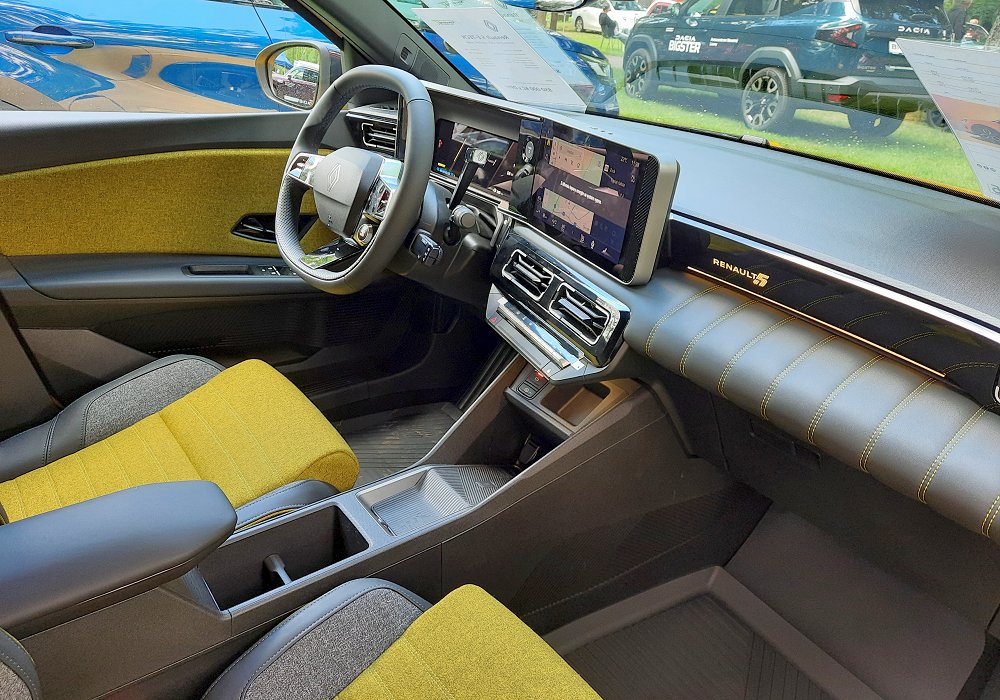 Renault 5 E-Tech 150 Iconic Cinq, 2025