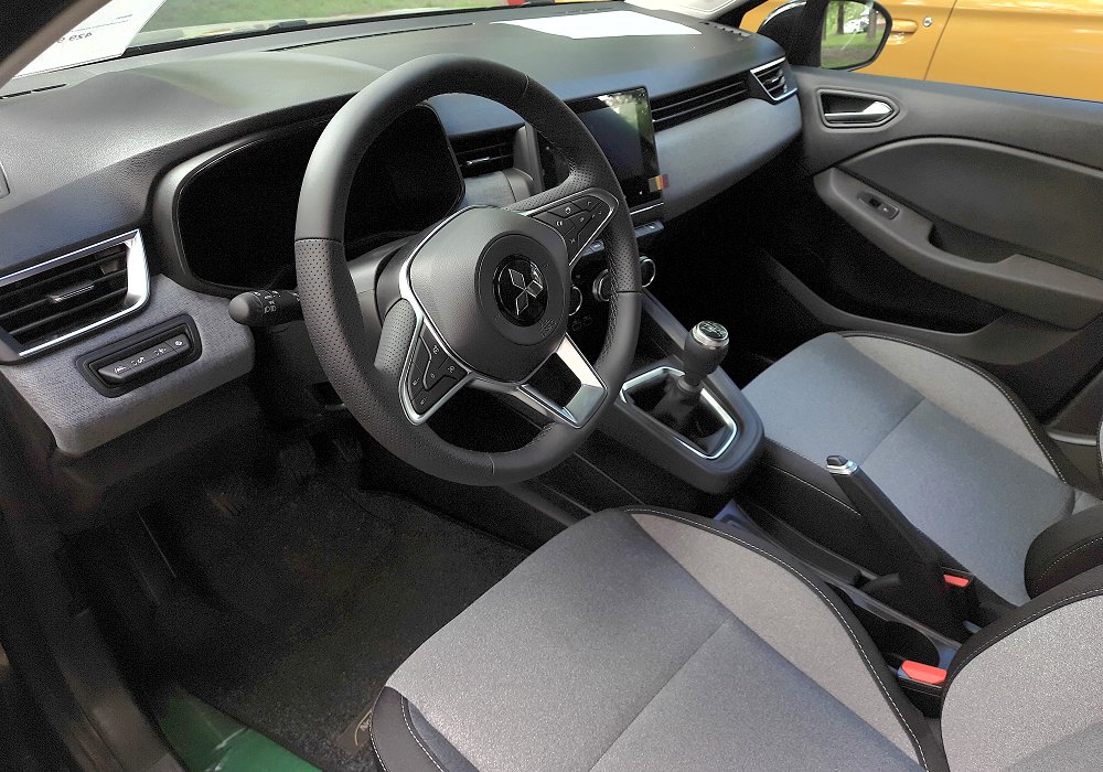 Mitsubishi Colt 1.0 MPI-T Invite, 2025