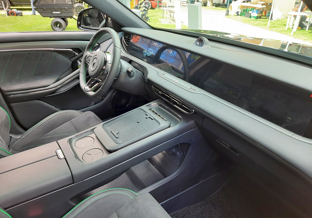 Voyah Free REV 318 RWD, 2025