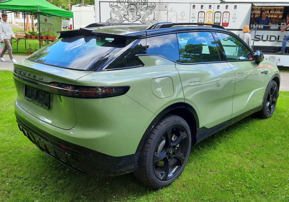 Voyah Courage AWD Flagship