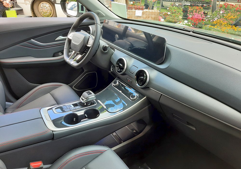 Dongfeng T5 EVO Dragon Edition, 2025