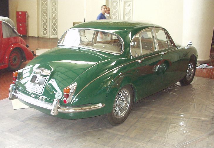 Jaguar 240, 1968