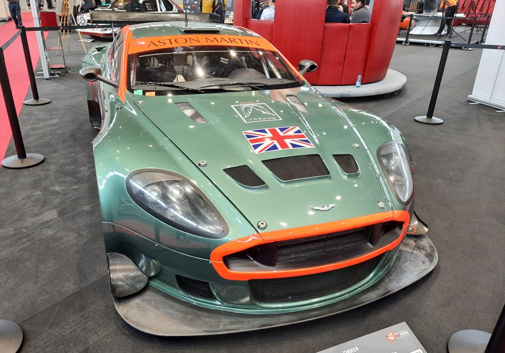 Aston Martin DBRS9