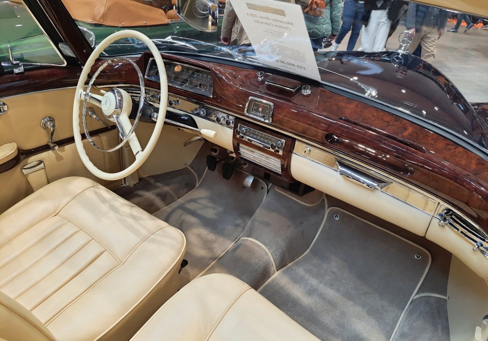 Mercedes-Benz 220 S Cabriolet, 1957
