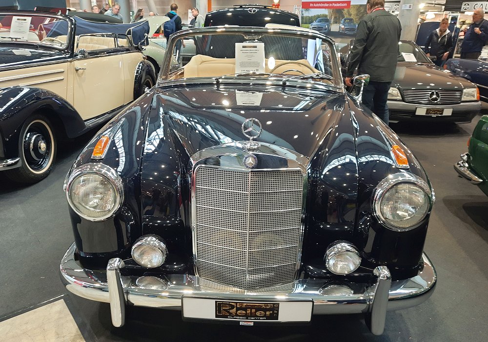 Mercedes-Benz 220 S Cabriolet, 1957