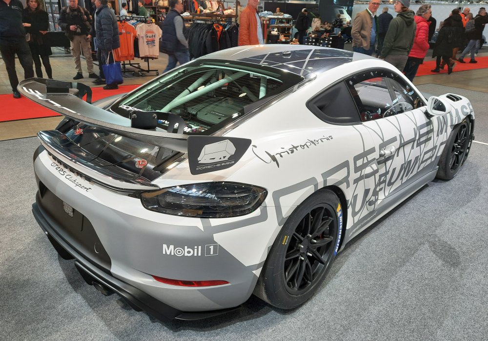 Porsche 718 Cayman GT4 RS Clubsport, 2025