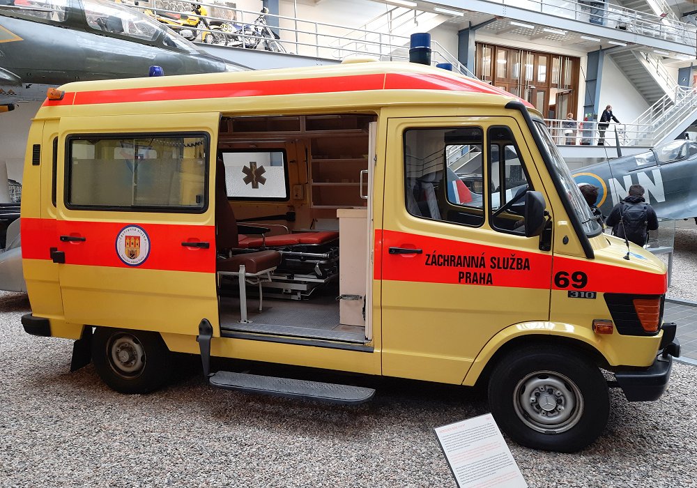 Mercedes-Benz 310 KT Ambulance, 1993