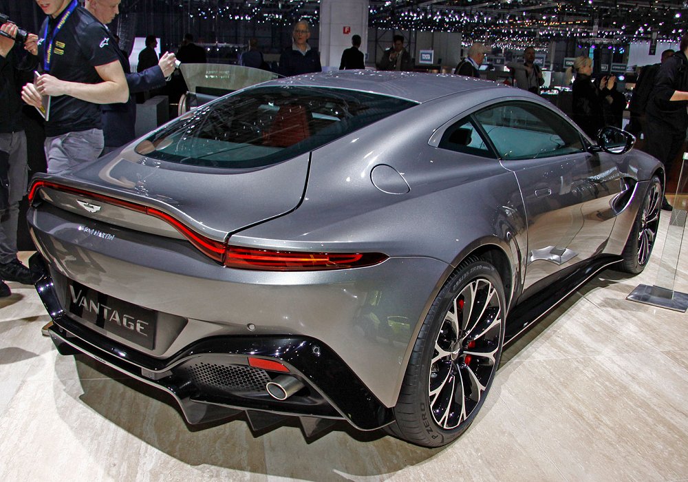 Aston Martin V8 Vantage, 2018