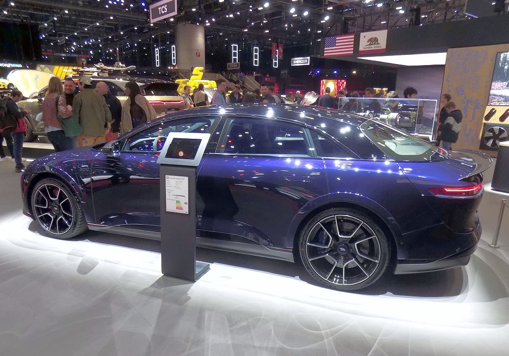 Lucid Air Sapphire AWD