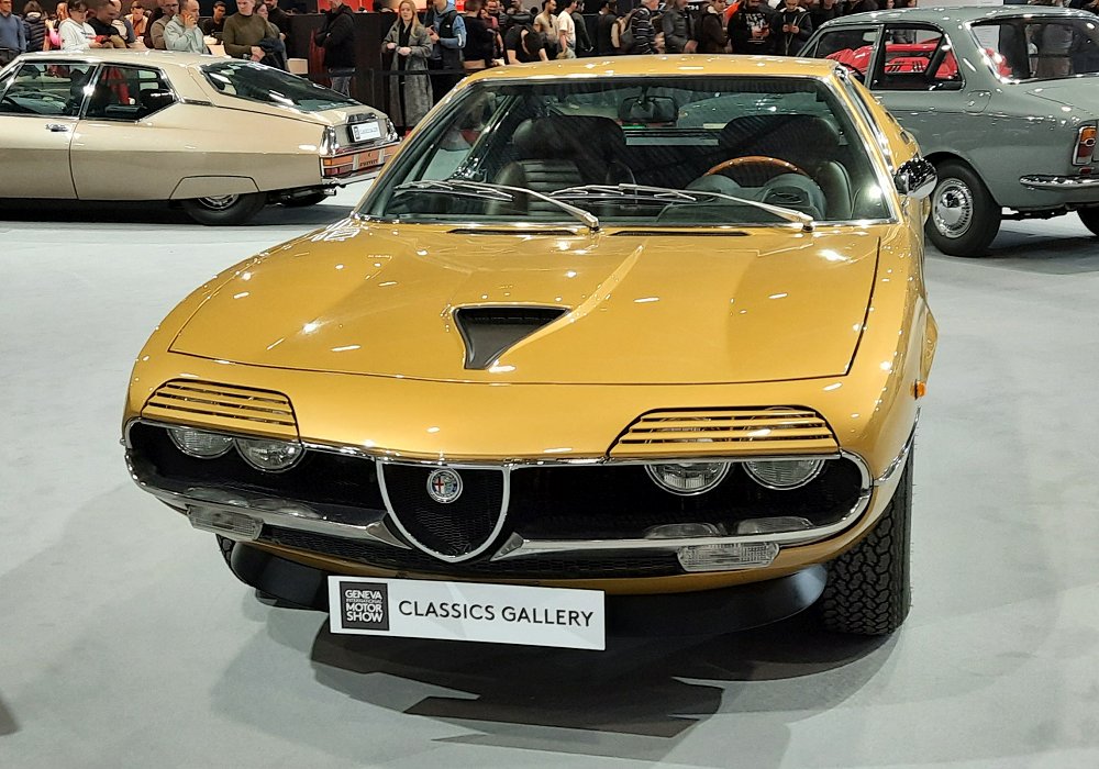 Alfa Romeo Montreal