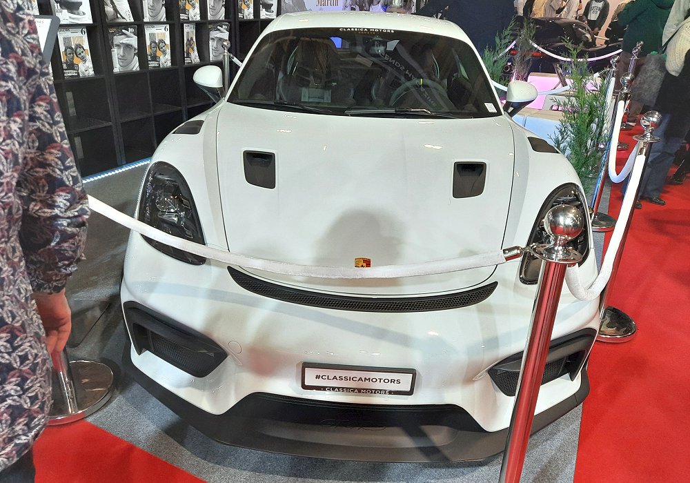 Porsche 718 Cayman GT4 RS, 2022