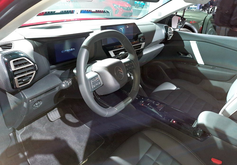 Citron C4 Hybrid 136 -DCS6 Max, 2024