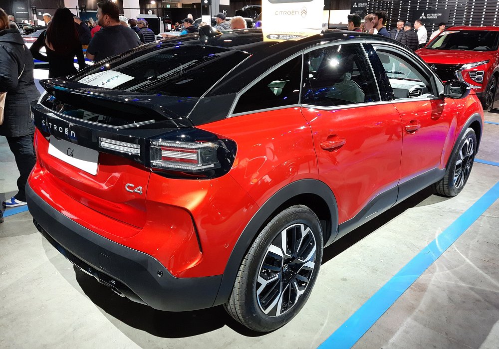 Citron C4 Hybrid 136 -DCS6 Max, 2024