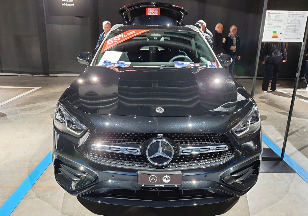 Mercedes-Benz GLA 250 e AMG Line, 2024