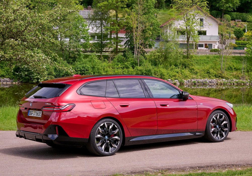 BMW i5 M60 xDrive Touring, 2024