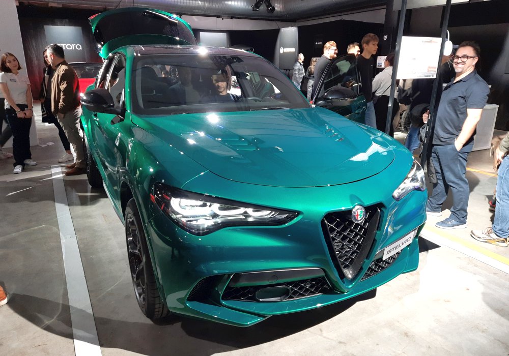 Alfa Romeo Stelvio Quadifoglio 2.9 V6 Q4, 2024