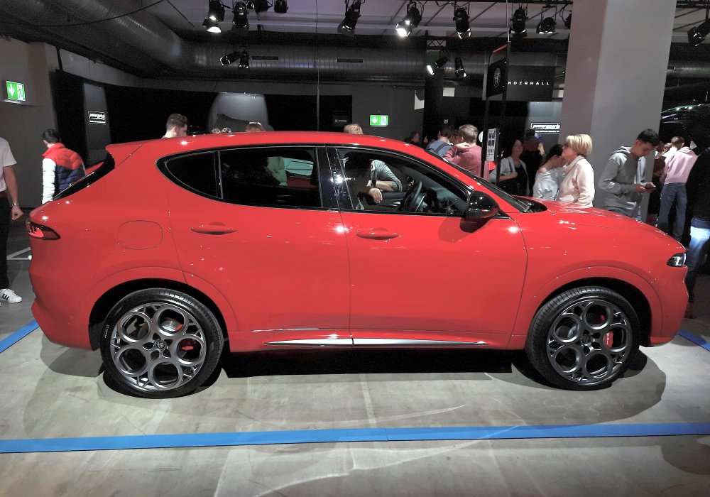 Alfa Romeo Tonale Plug-in Hybrid 280 Q4, 2024