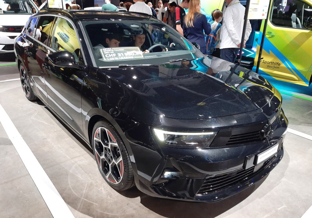 Opel Astra Spors Tourer 1.2 Turbo 130, 2024