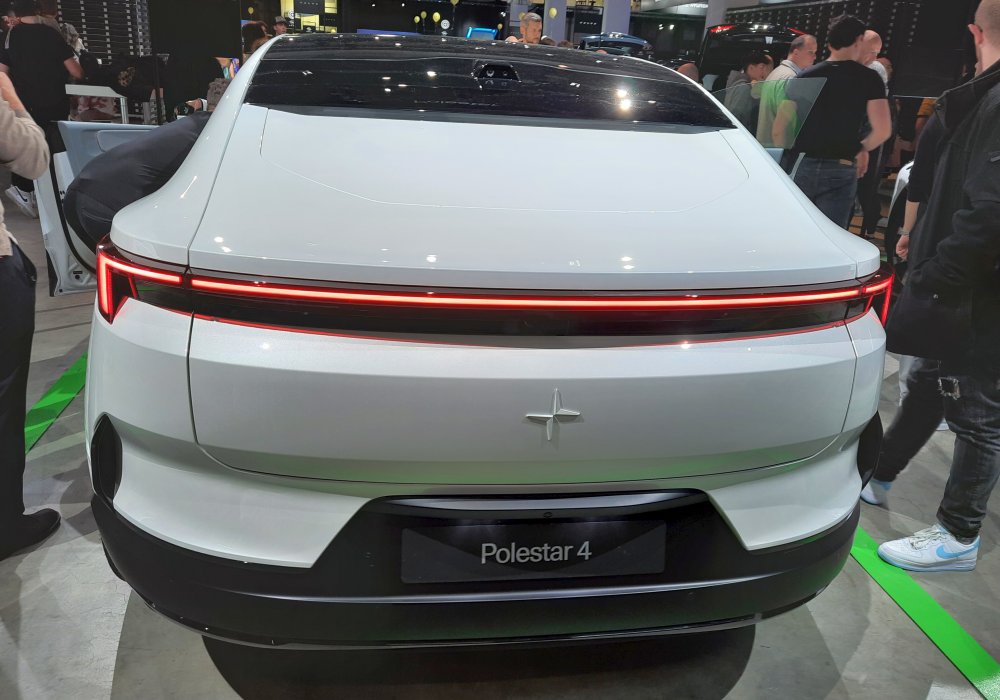 Polestar 4 Long Range Dual Motor, 2024