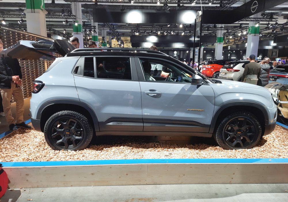 Jeep Avenger 4xe Hybrid eAWD, 2024