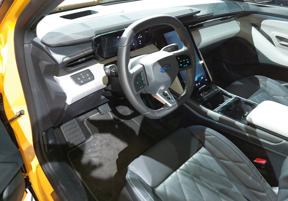 Ford Capri Premium Extended Range AWD, 2024