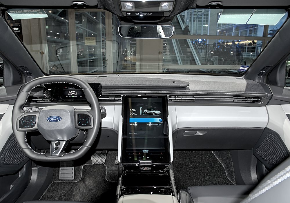 Ford Capri Premium Extended Range AWD, 2024