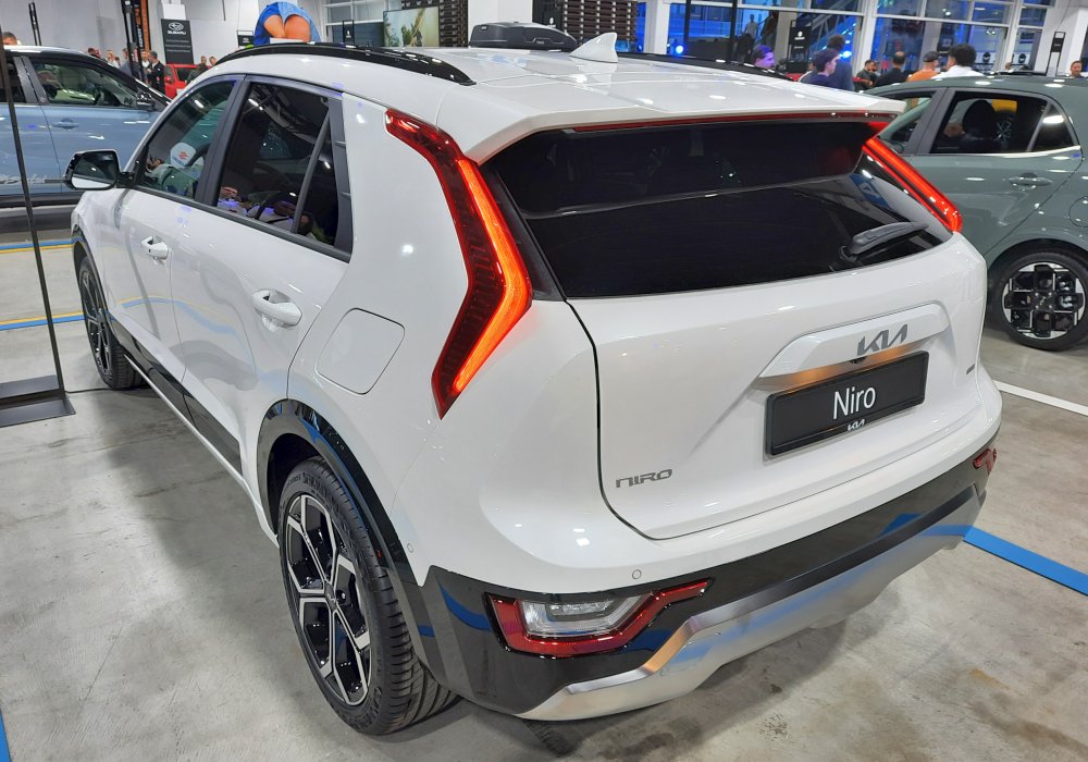 Kia Niro 1.6 GDI HEV, 2024
