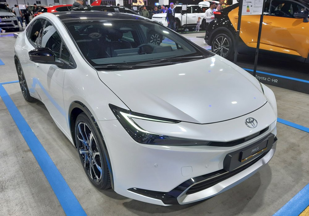 Toyota Prius 2.0 Plug-in Hybrid Premium, 2024