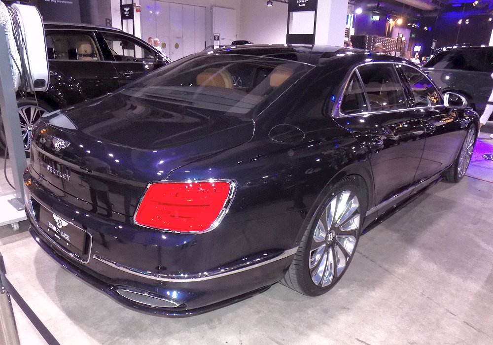 Bentley Flying Spur 4.0 V8 Hybrid Mulliner, 2024
