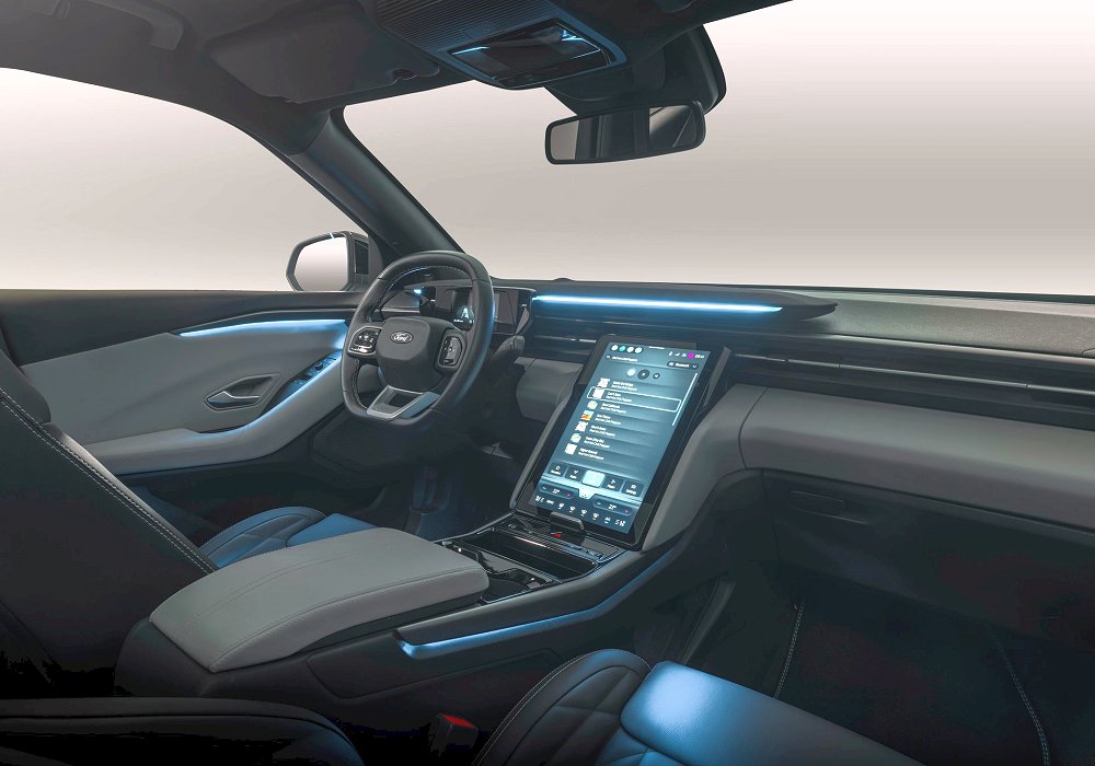 Ford Explorer Premium Extended Range AWD, 2024