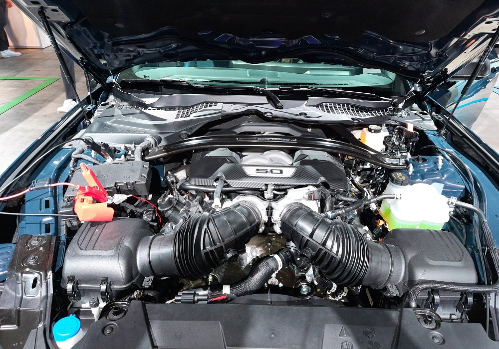 Ford Mustang Dark Horse