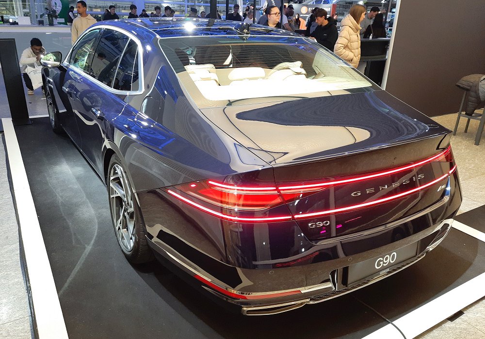 Genesis G90 3.5 TGDi AWD SWB, 2024