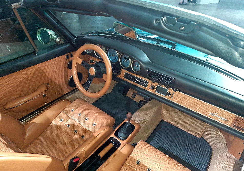 Singer Classic Targa